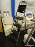 (BWALL) 4-STEP PAINTERS LADDER. STEPS ARE 45