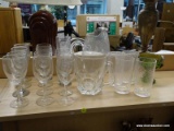 (SHELVES) LOT OF GLASSWARE; 19 PIECE LOT TO INCLUDE 10 WINE GLASSES, 2 BEER GLASSES, 2 PITCHERS, 4