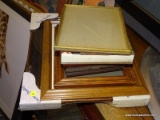 (LWALL) LOT OF PICTURE FRAMES; 8 PIECE LOT TO INCLUDE AN PLASTIC 8