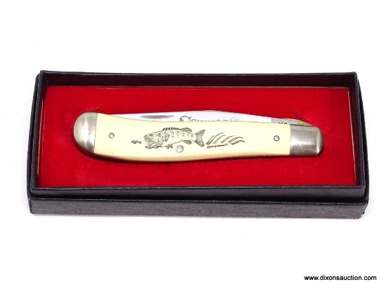 SCHRADE SCRIMSHAW TRAPPER KNIFE IS A 3 7/8" CLOSED TROUT & SMALL GAME LOCK BLADE WITH STEEL SKINNING