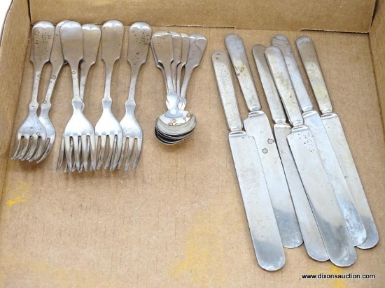 LOT OF SOLID PERU SILVER FIDDLE THREAD PATTERN FLATWARE. INCLUDES (5) 5-3/4" SPOONS, (6) 7-1/2"