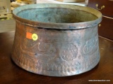 (R3) ANTIQUE MIDDLE EASTERN HAND MADE HAMMERED & ETCHED COPPER POT OR PLANTER. MEASURES APPROX.