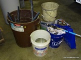 LOT OF MISC. TO INCLUDE (4) HEAVY DUTY WORK BUCKETS, RUBBERMAID 20 GALLON TRASH CAN, EXTENDABLE