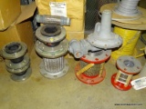 FLOOR LOT OF FIXED FLOATING FLANGES.