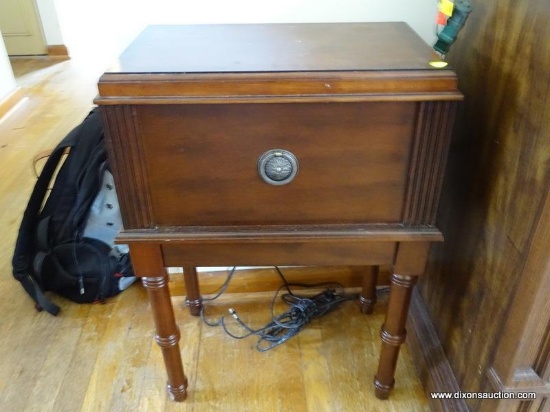 (LR) HUMIDOR; FREE STANDING MAHOGANY CASED HUMIDOR WITH TURNED LEGS. IS IN EXCELLENT CONDITION AND