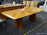 OSCAR DEL ARREDAMENTO MINIFORMS ART DECO STYLE DINING TABLE; MADE IN ITALY. HAS AN INLAY BANDED TOP