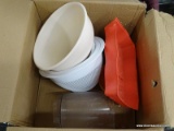 BOX LOT OF KITCHEN SUPPLIES; INCLUDES AN AMERICAN FLAG SHAPED JELL-O MOLD, COLANDERS, A PLASTIC