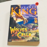 STEPHEN KING - WOLVES OF THE CALLA BOOK - LARGE PRINT