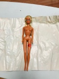 VINTAGE BARBIE