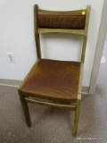 (RM11) VINTAGE UPHOLSTERED WOODEN SIDE CHAIR.