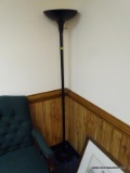 (RM10) BLACK TORCHIERE STYLE FLOOR LAMP. MEASURES 70.25