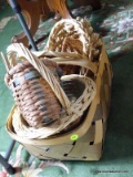 (LRM) BASKET LOT; LOT INCLUDES 5 BASKETS