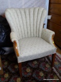 (DBED) CHAIR; MAPLE UPHOLSTERED CHAIR WITH TUFTED BACK AND FLORAL UPHOLSTERY- VERY CLEAN AND NO WEAR