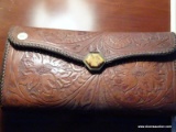 (UPBD1) LEATHER POCKETBOOK; VINTAGE TOOLED LEATHER CLUTCH POCKETBOOK