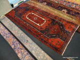 IRAN HAMADAN RUG. MEASURES 4'5