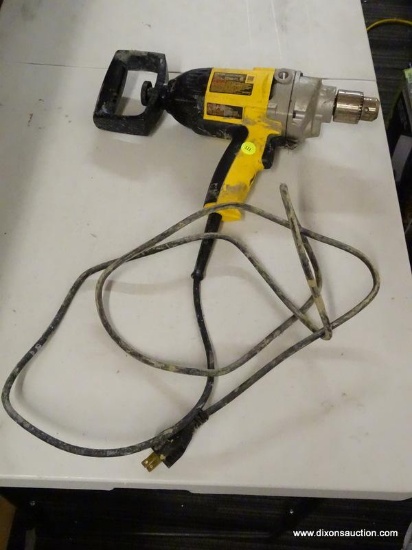 (TABLE) DEWALT DRILL