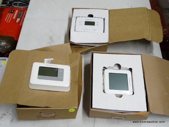 (TABLE) LOT OF THERMOSTATS