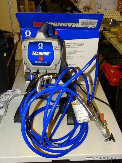 (TABLE) GRACO PAINT SPRAYER