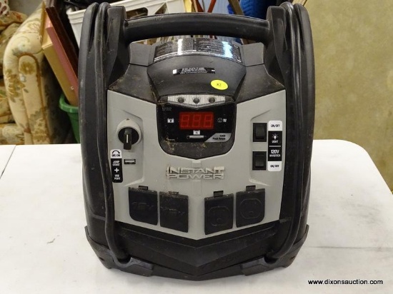 (TABLE) SCHUMACHER INSTANT POWER BATTERY CHARGER