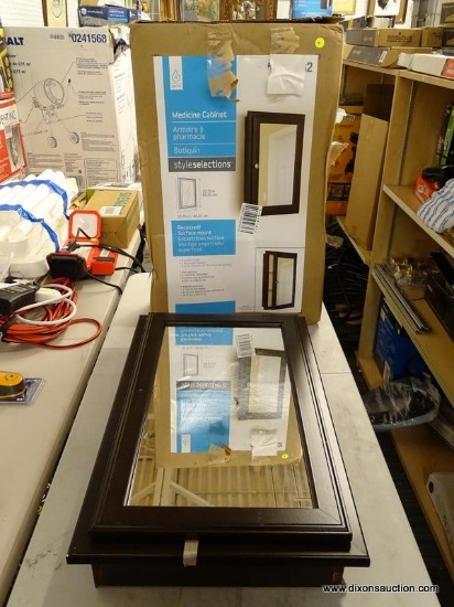 (TABLE) MEDICINE CABINET