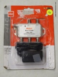 (SHELVES) RCA SIGNAL AMPLIFIER