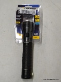 (SHELVES) LUX PRO FLASHLIGHT