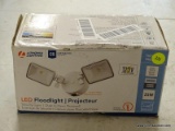 (SHELVES) LITHONIA LIGHTING LED FLOODLIGHT