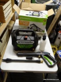 (SHELVES) GREENWORKS PORTABLE PRESSURE WASHER