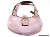 COACH PALE PURPLE HANDBAG WITH BROWN LEATHER DETAILING AND ZIPPER CLOSURE. MEASURES APPROX. 13