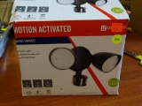 UTILITECH MOTION ACTIVATED SECURITY LIGHT
