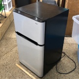 HAIER MINI FRIDGE