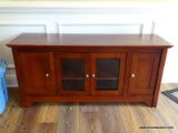 (BAS) MODERN ENTERTAINMENT STAND WITH 2 SIDE PANELED DOORS AND 2 CENTER GLASS DOORS THAT OPEN TO