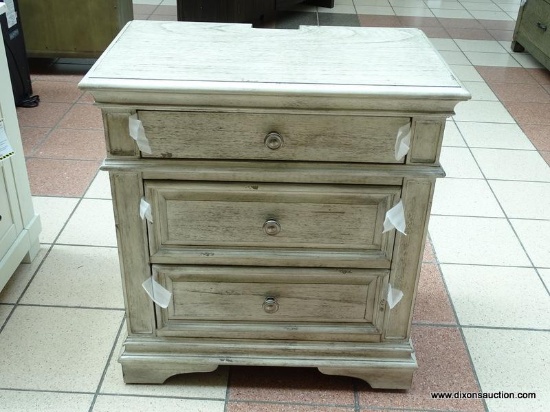 3-DRAWER NIGHTSTAND FROM THE HIGHLAND PARK COLLECTION BY STEVE SILVER. FEATURING FRAMED DRAWER