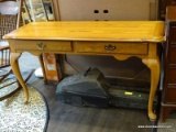 THOMASVILLE OAK 2 DRAWER CONSOLE TABLE WITH QUEEN ANNE LEGS. MEASURES 56 IN X 22 IN X 30.5 IN. ITEM