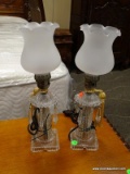 PAIR OF CLEAR GLASS AND FROSTED GLASS SHADE TABLE LAMPS WITH PRISMS. EACH MEASURES 15 IN TALL. ITEM