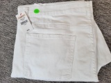 JUNIOR LADIES UNION BAY WHITE DENIM CAPRIS PANTS WITH CUFFS - NEW WITH TAG