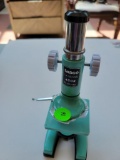 TASCO MICROSCOPE - TEAL - APPEARS USED