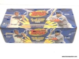 TOPPS 2000 MAJOR LEAGUE BASEBALL CARDS IN ORGINAL PLASTIC PACKAGE, 478 CARDS. ITEM IS SOLD AS IS
