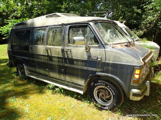 (OUT) 1989 DODGE VAN WITH HANDICAP LIFT AND WHEELCHAIR RAMPS. VIN #2B6HB21Y6KK304548. ITEM IS SOLD