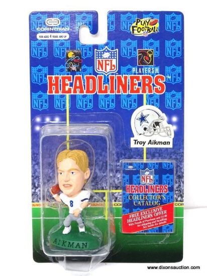 HEADLINERS NFL MINI ACTION FIGURE OF "TROY AIKMAN" INCLUDE MINI COLLECTOR'S CATALOG, IS IN BLISTER