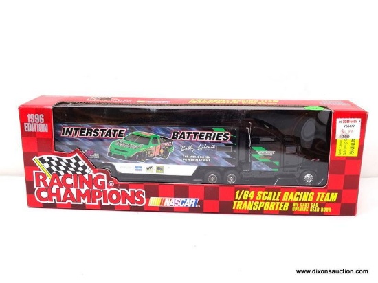 RACING CHAMPIONS 1/64 SCALE DIECAST RACING TEAM TRANSPORTER. IS IN PACKAGE. ITEM IS SOLD AS IS WHERE