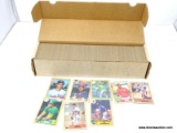 TOPPS 1987 SET BASEBALL CARDS IN WHITE BOX, INCLUDES PLAYERS SUCH AS 