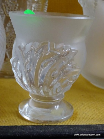 (FOYER HALL) LALIQUE CRYSTAL VASE WITH ACANTHUS LEAF MOTIF- 5 IN H