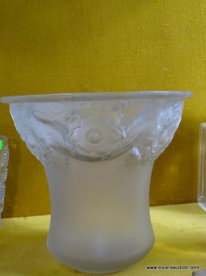 (FOYER HALL) LARGE LALIQUE CRYSTAL FLORAL MOTIF VASE- 8 IN H-ITEM IS SOLD AS IS WHERE IS WITH NO