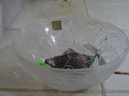 (FOYER) LALIQUE CRYSTAL BOWL 9.5 IN DIA.-ITEM IS SOLD AS IS WHERE IS WITH NO GUARANTEES OR WARRANTY.
