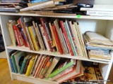 (KIT) LOT OF COOKBOOKS TO INCLUDE SOUTHERN COOKING, EASY WEEKNIGHT FAVORITES, THE WILLIAMSBURG