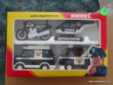 (SUN) BUDDY L POLICE DEPARTMENT SET IN BOX. APPEARS TO BE COMPLETE. ITEM IS SOLD AS IS WHERE IS WITH