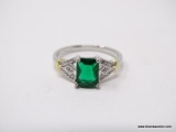 .925 STERLING SILVER LADIES 1 1/2 CT CHATAM EMERALD COCKTAIL RING. SIZE 8.