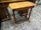 (R1) OAK SIDE / END TABLE WITH 1 HIDDEN DRAWER AND STRETCHER BASE. MEASURES 28 IN X 17 IN X 29 IN.