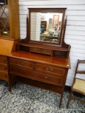 (R2) MAHOGANY AND INLAID BANDED TOP & FRONT VANITY WITH MIRROR. HAS 2 UPPER DRAWERS WITH 2 OPEN